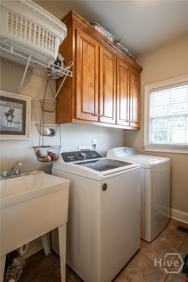 1160 Oaklake Terrace