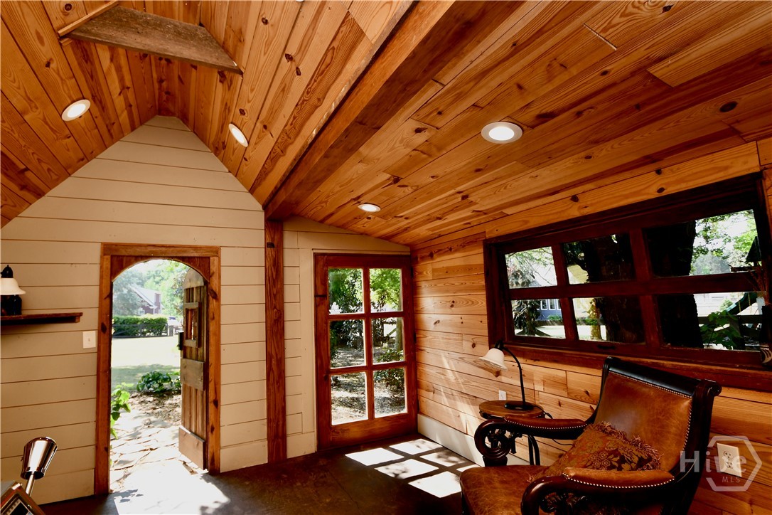 1160 Oaklake Terrace