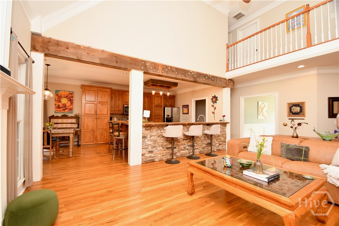 1160 Oaklake Terrace