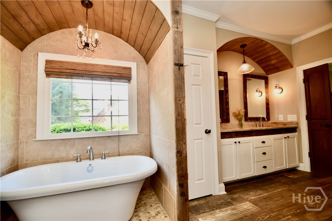 1160 Oaklake Terrace