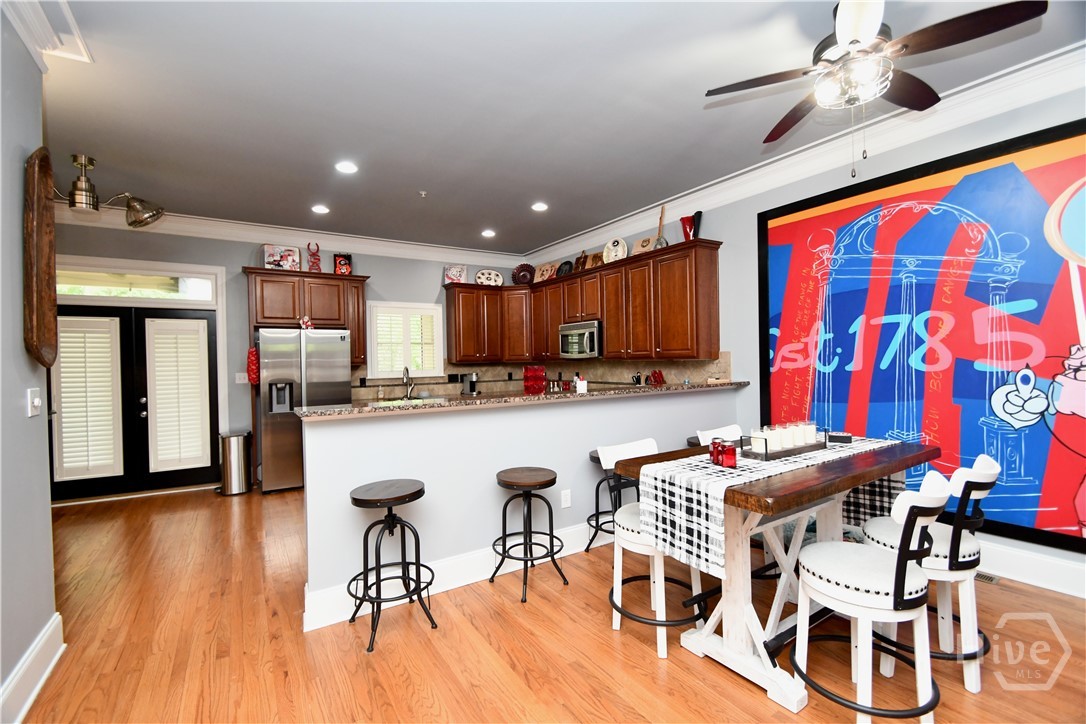 2305 S Lumpkin Street