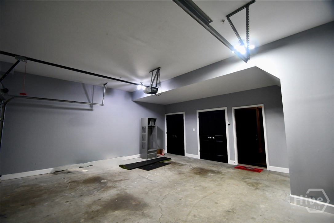 2305 S Lumpkin Street