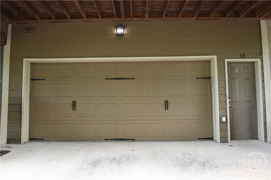 2305 S Lumpkin Street