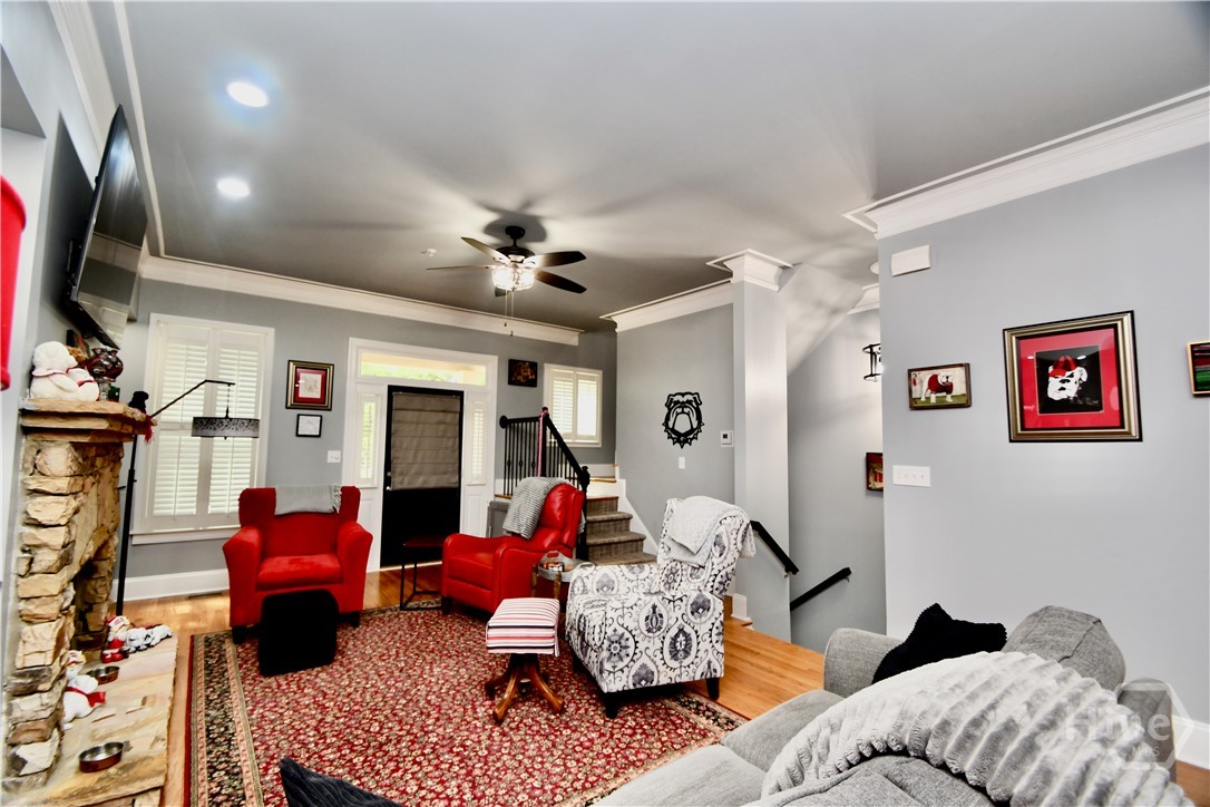 2305 S Lumpkin Street