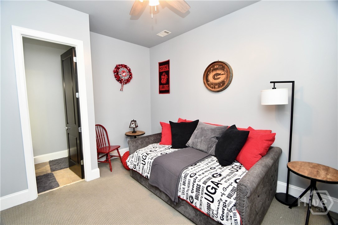 2305 S Lumpkin Street