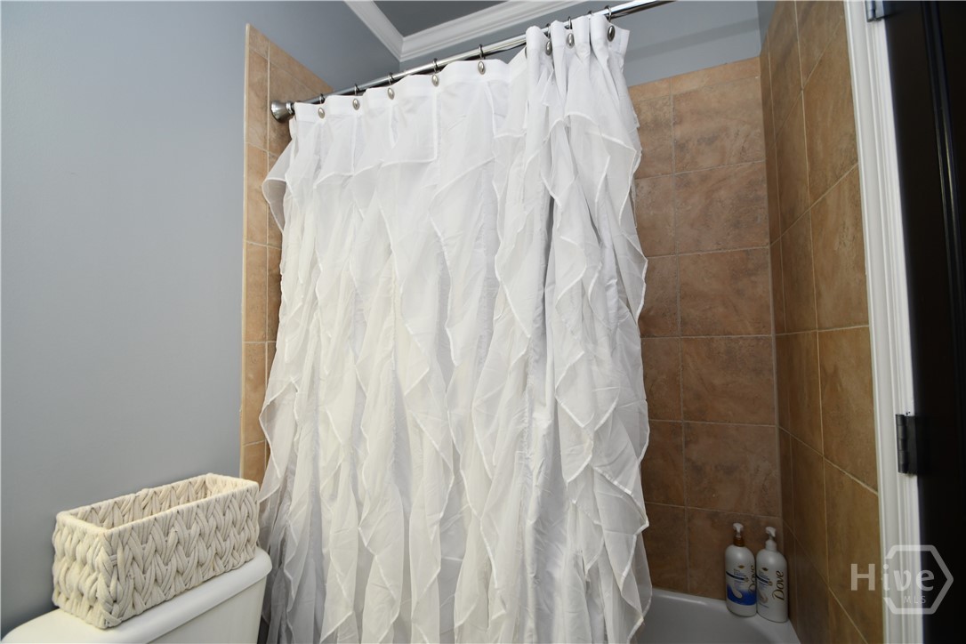 2305 S Lumpkin Street