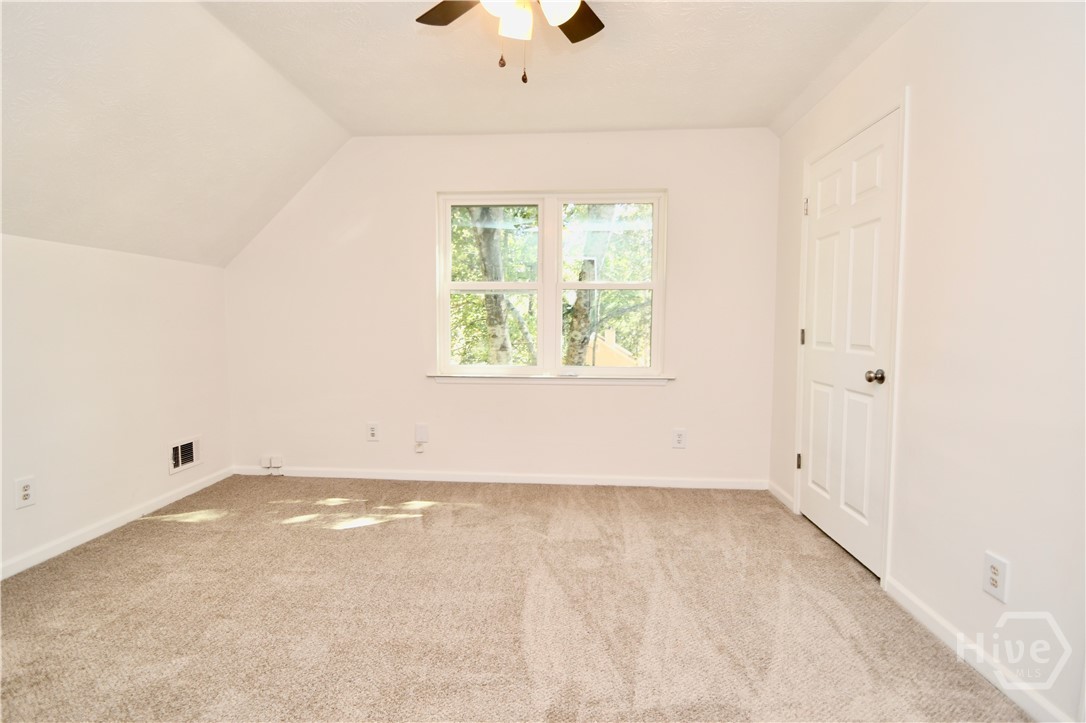 110 Thomas Trail