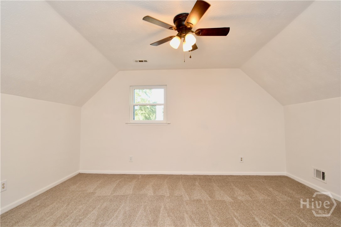 110 Thomas Trail