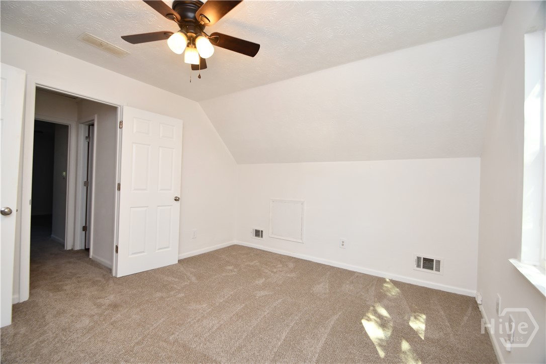 110 Thomas Trail