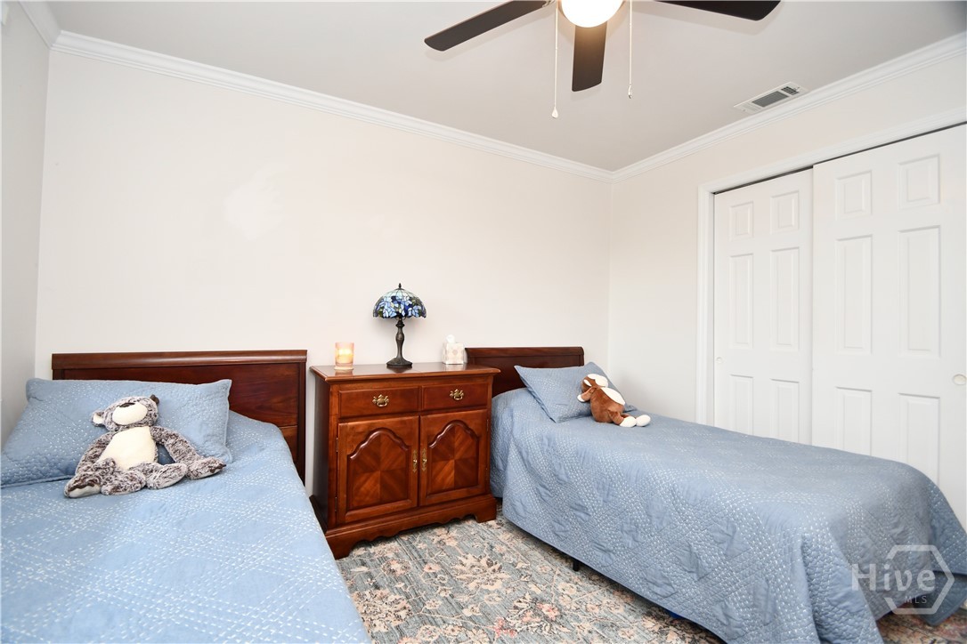 280 Valleybrook Drive