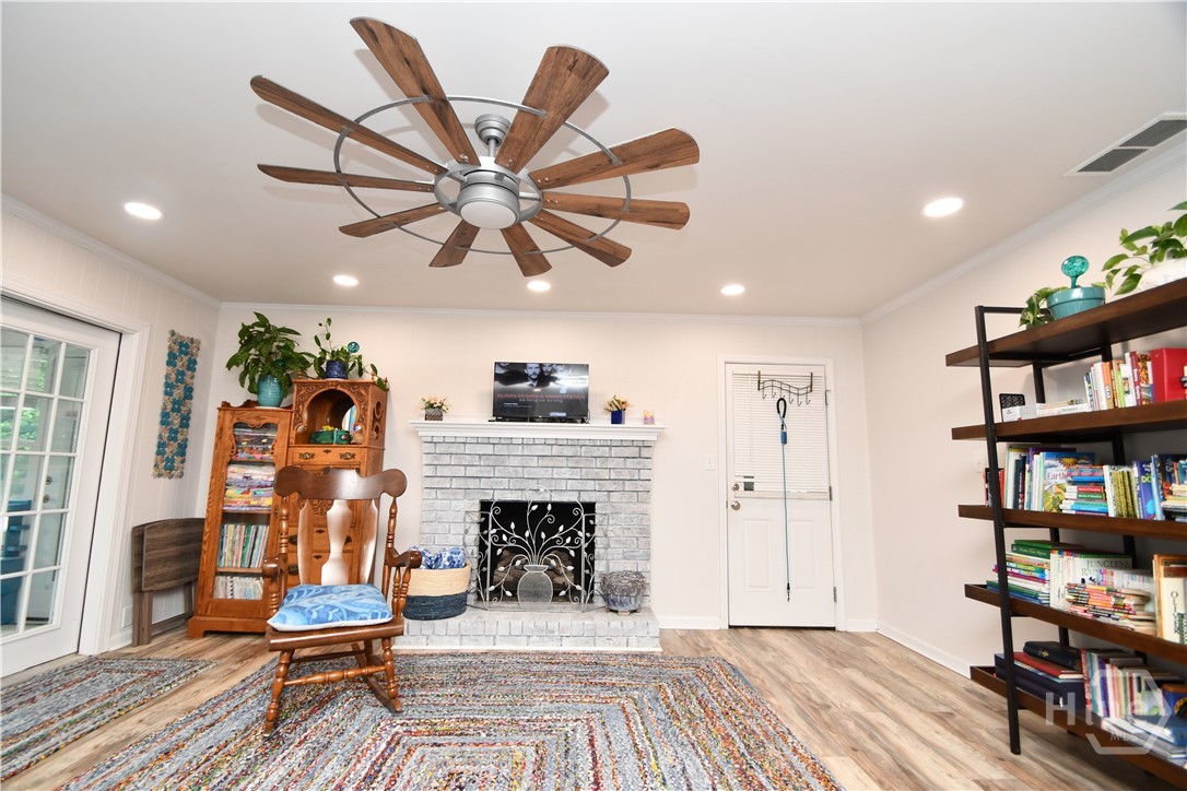 280 Valleybrook Drive