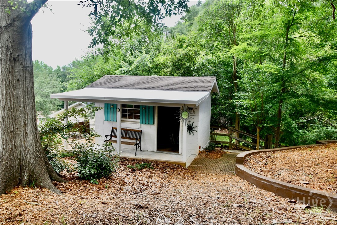 280 Valleybrook Drive