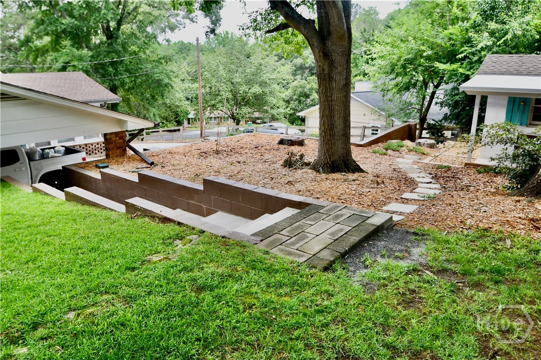 280 Valleybrook Drive