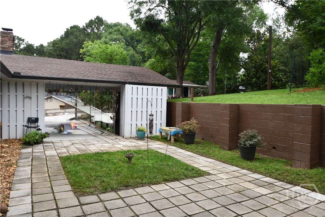 280 Valleybrook Drive