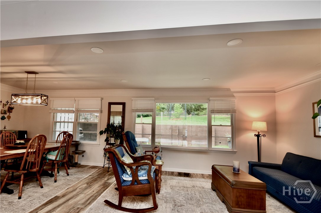 280 Valleybrook Drive