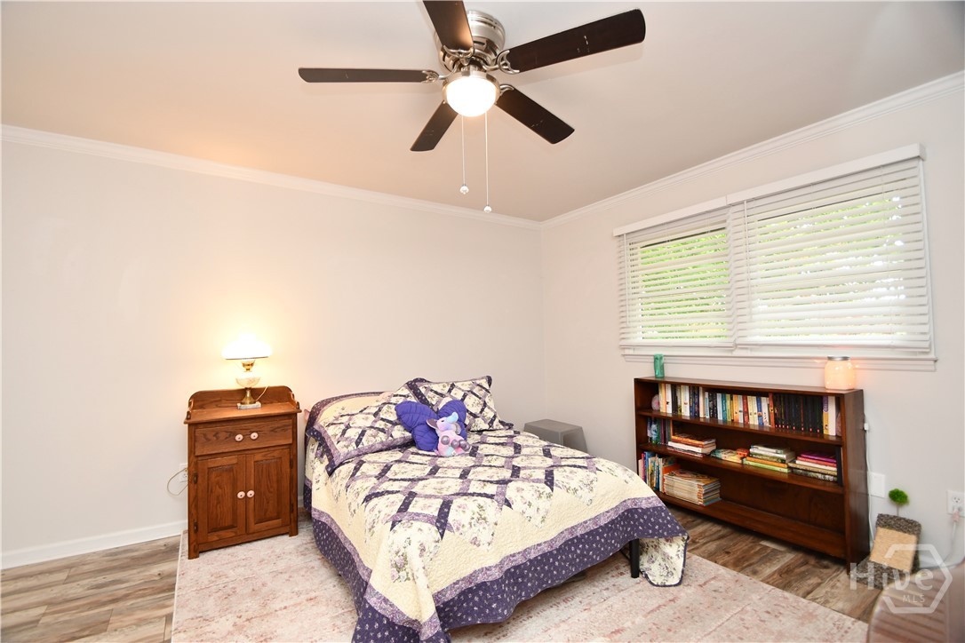 280 Valleybrook Drive