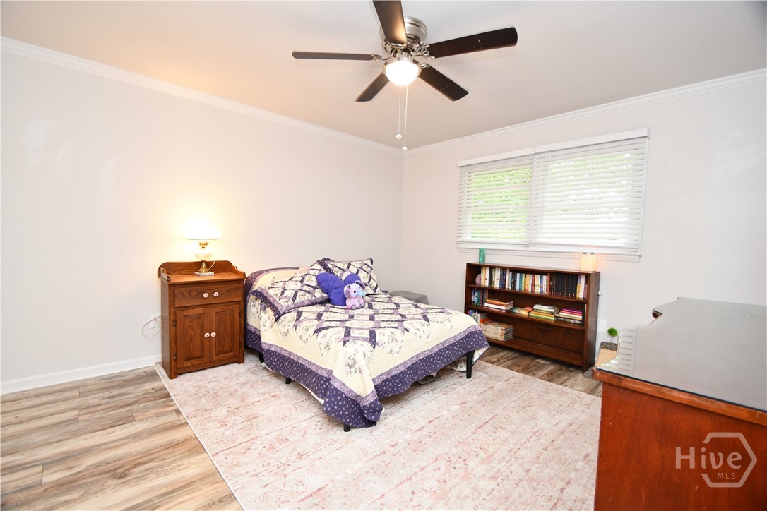 280 Valleybrook Drive