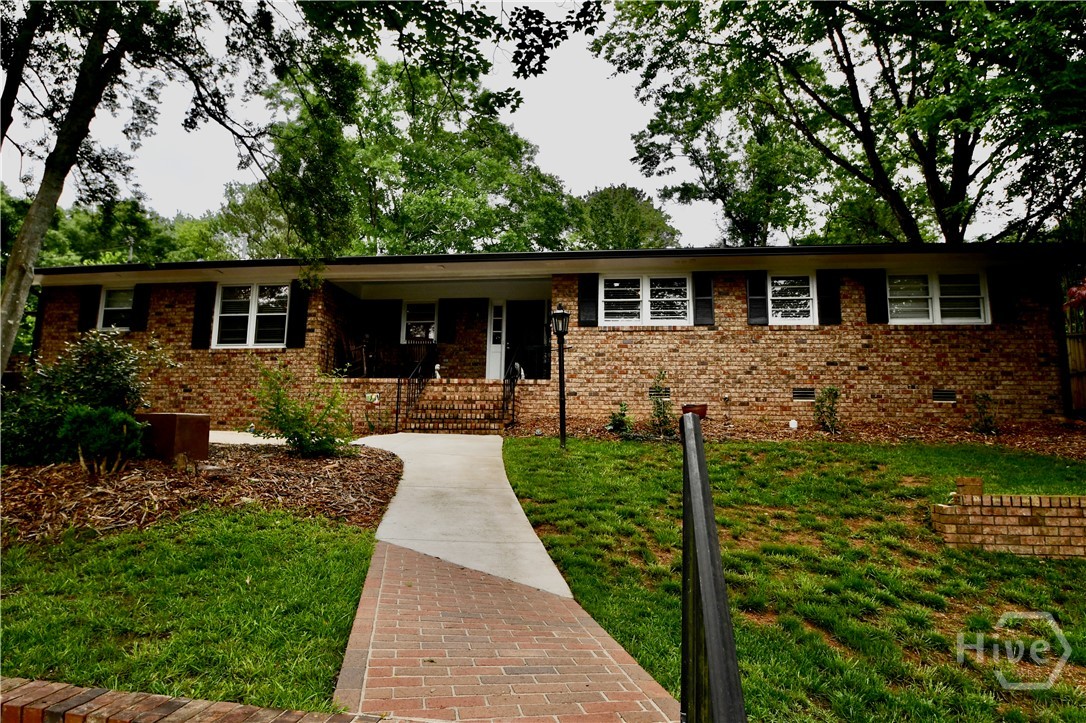 280 Valleybrook Drive