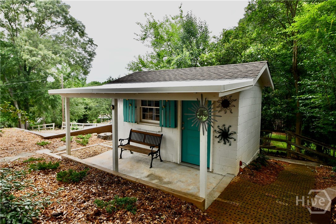 280 Valleybrook Drive