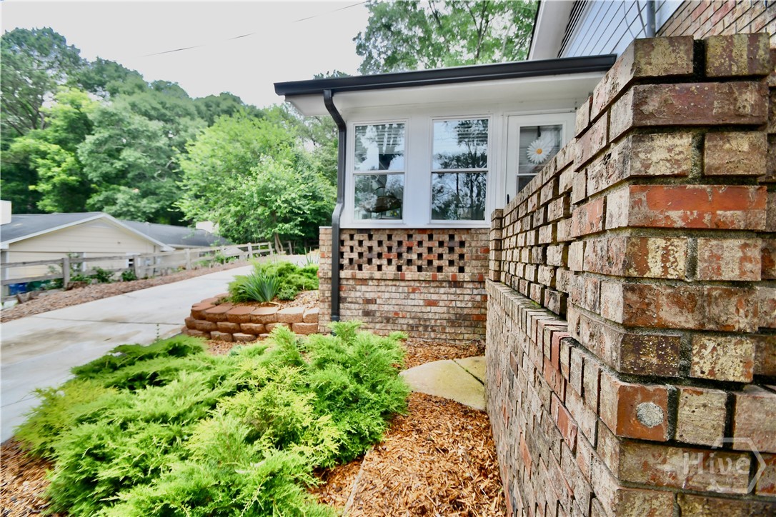 280 Valleybrook Drive
