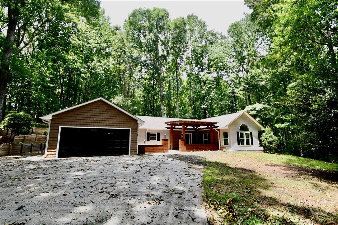 257 Lake Place Drive