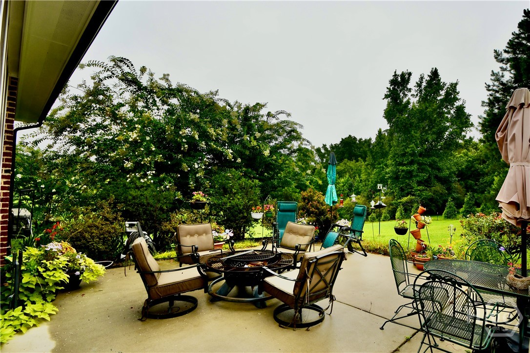 2210 Flat Rock Road