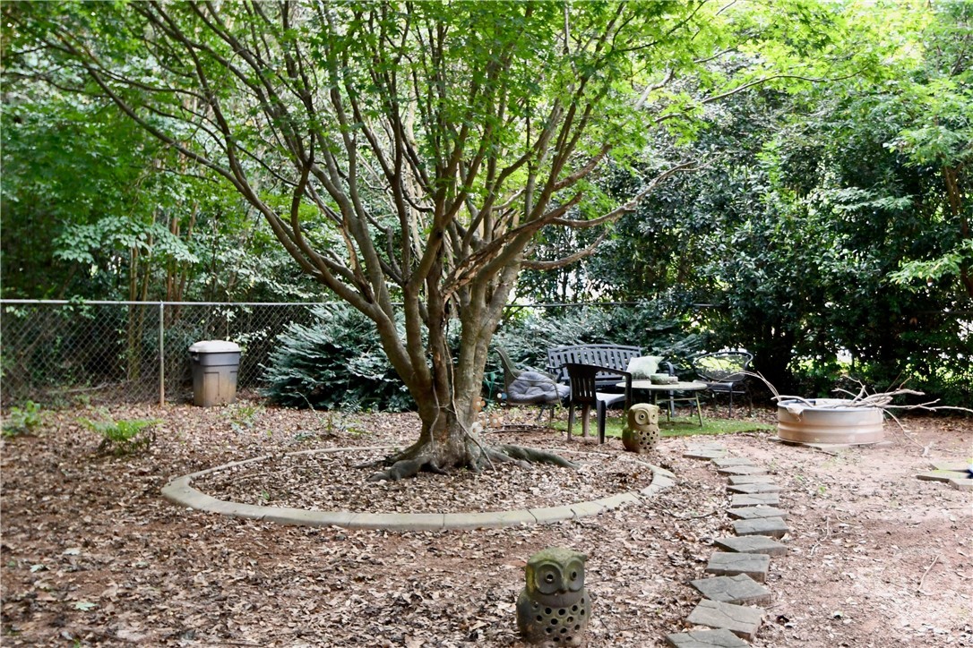 315 Rocky Drive