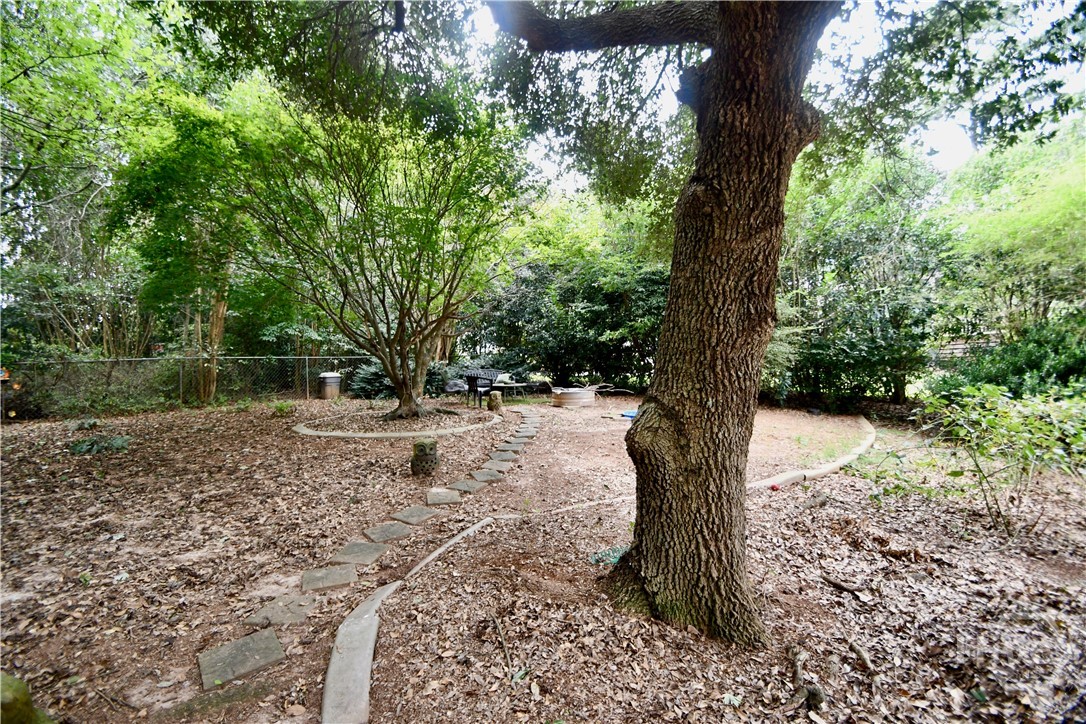 315 Rocky Drive