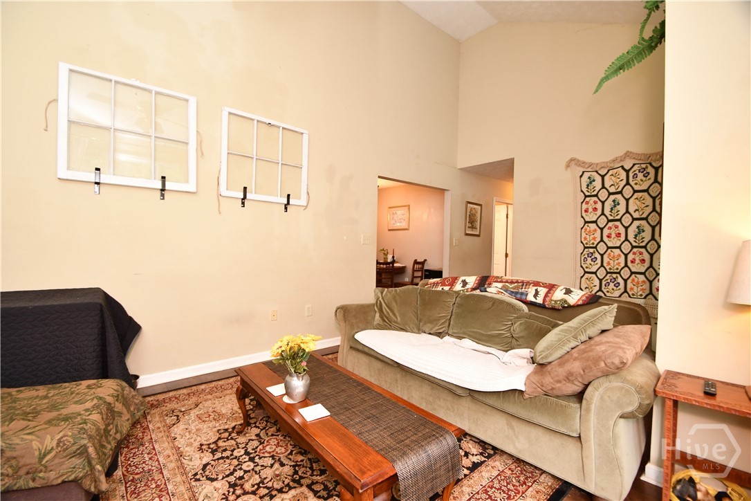 315 Rocky Drive