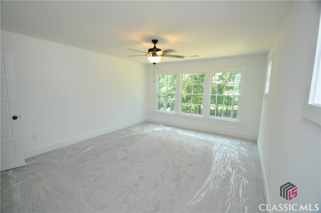 159 S Main St