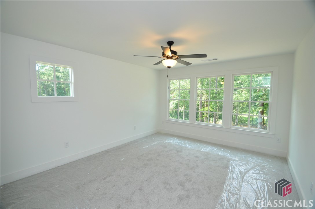 159 S Main St