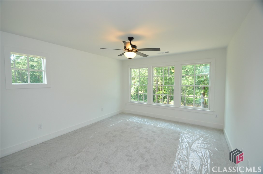 159 S Main St