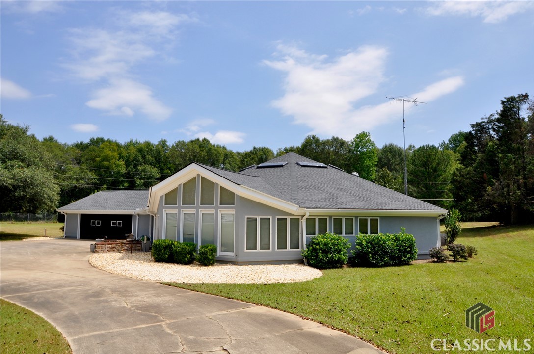 1250 Pete Dickens Road