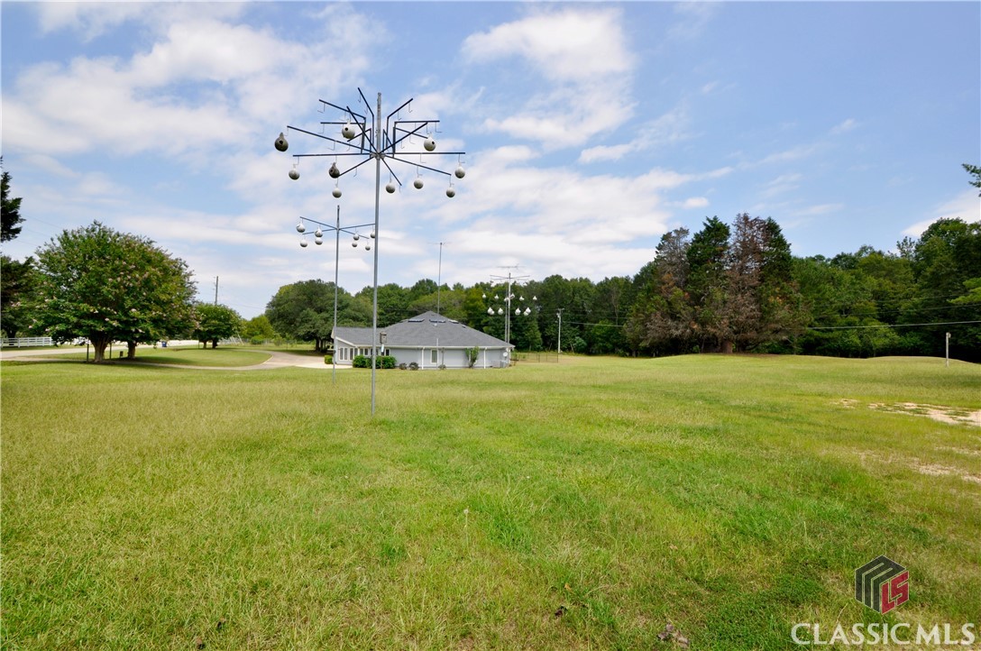 1250 Pete Dickens Road