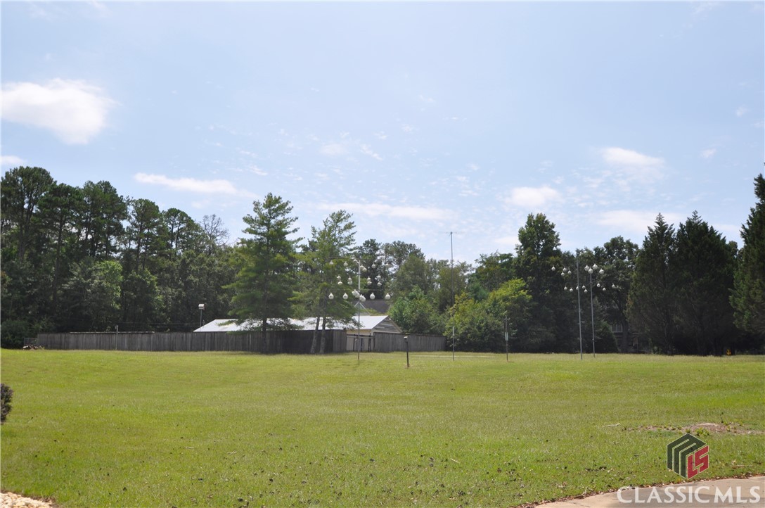 1250 Pete Dickens Road