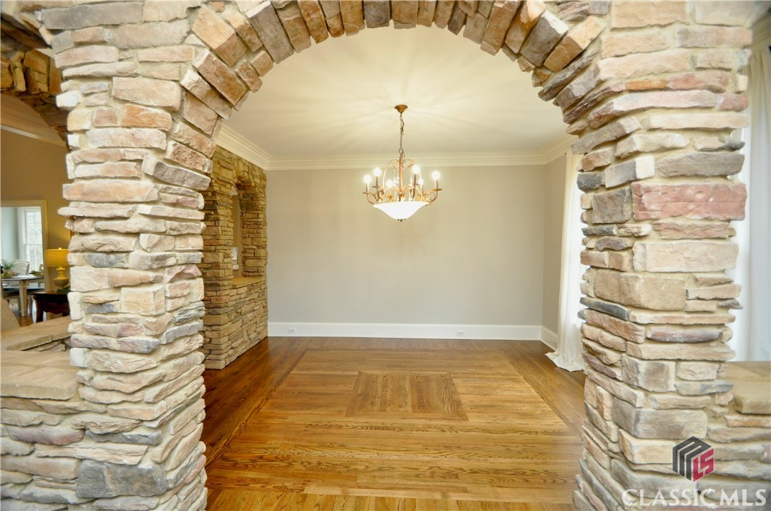 1070 Lexington Court