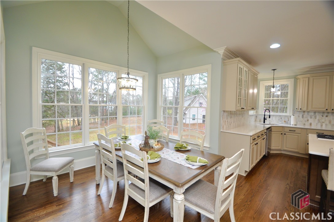 1070 Lexington Court