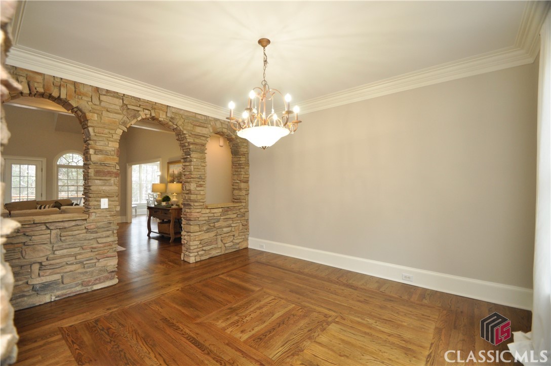 1070 Lexington Court