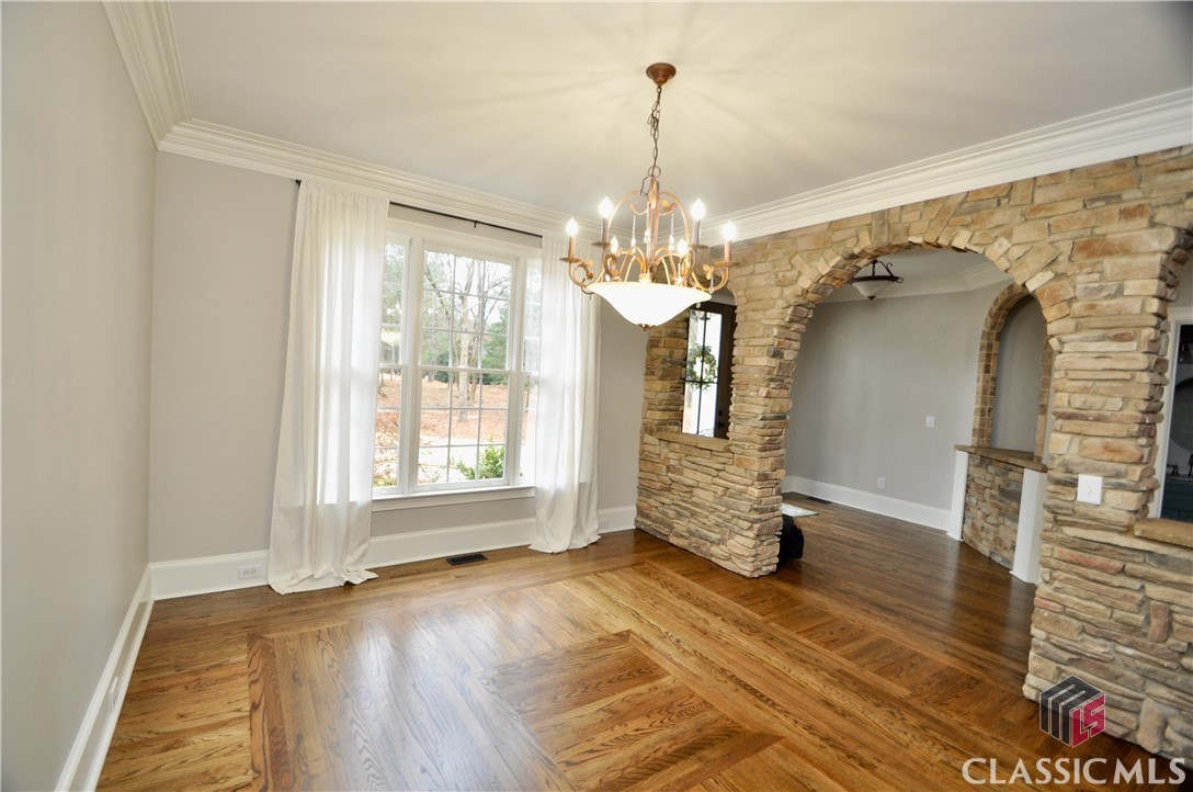 1070 Lexington Court
