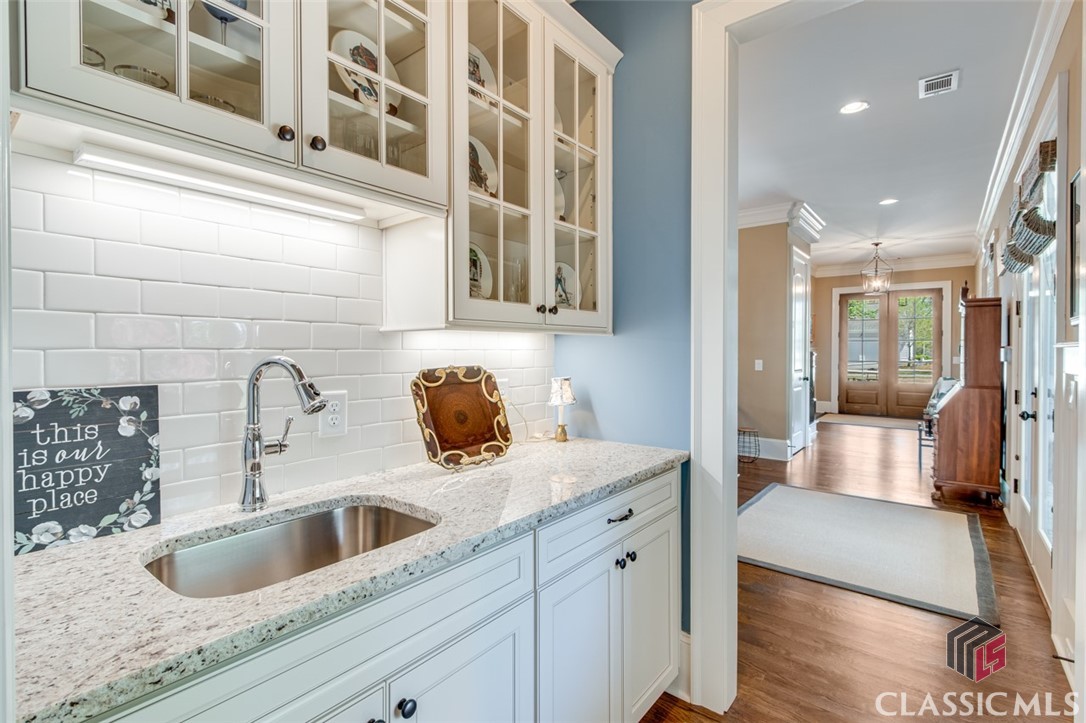 2616 Bent Pine Drive