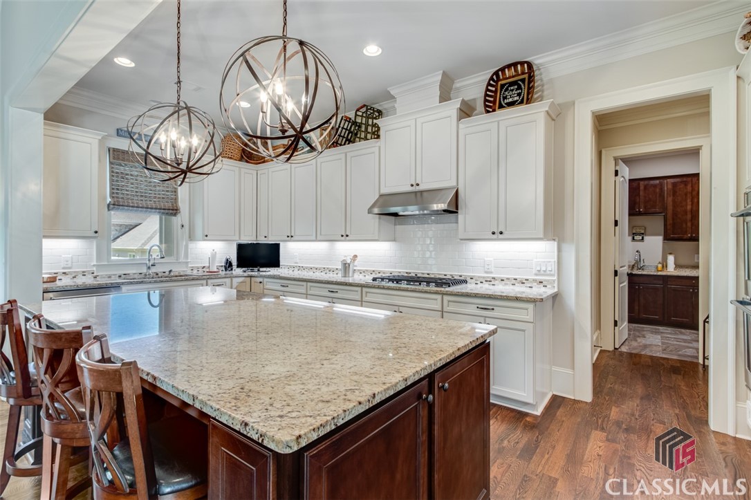 2616 Bent Pine Drive