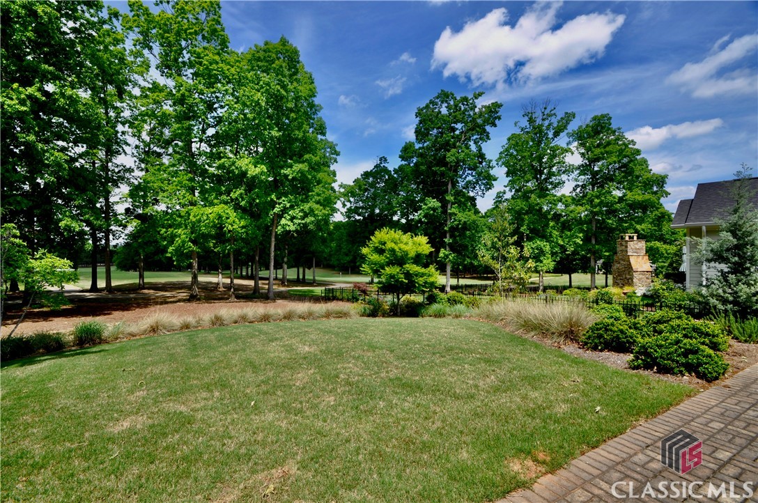2810 Kestrel Drive
