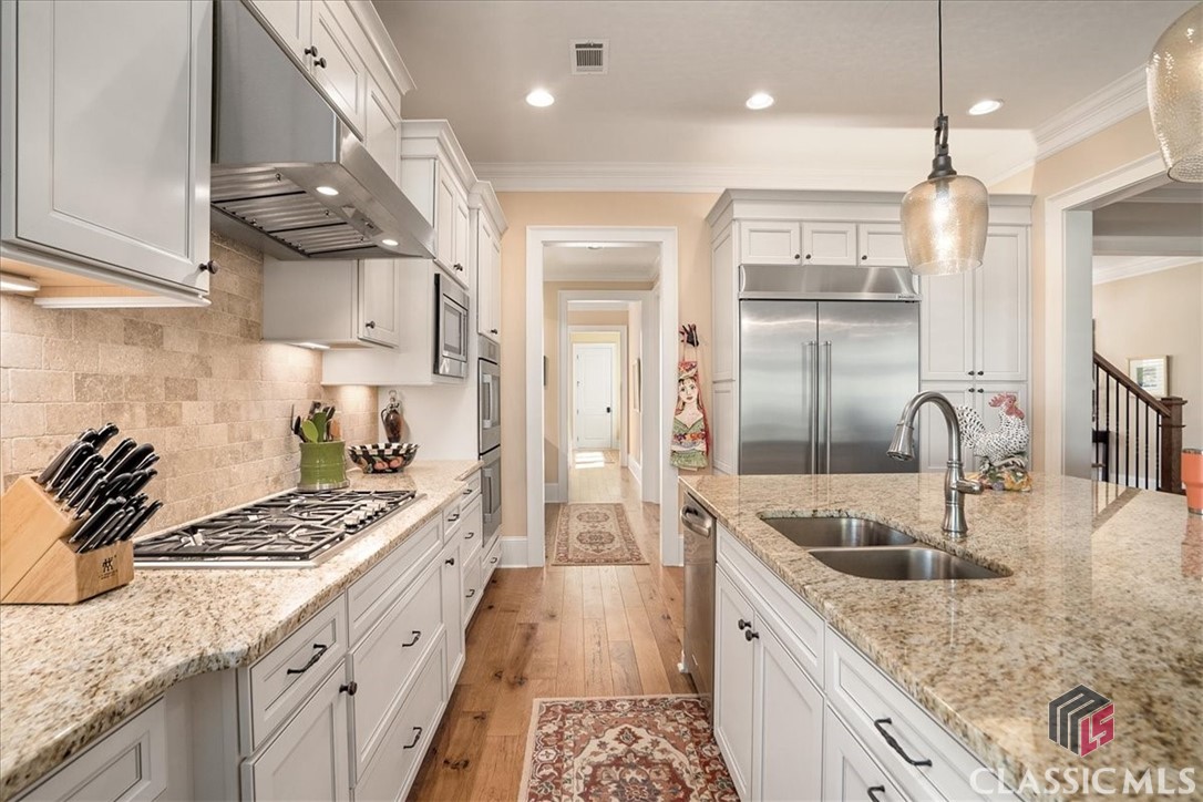 2810 Kestrel Drive
