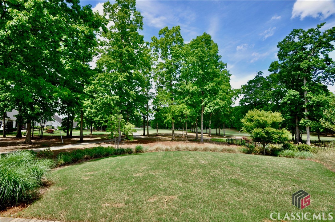 2810 Kestrel Drive