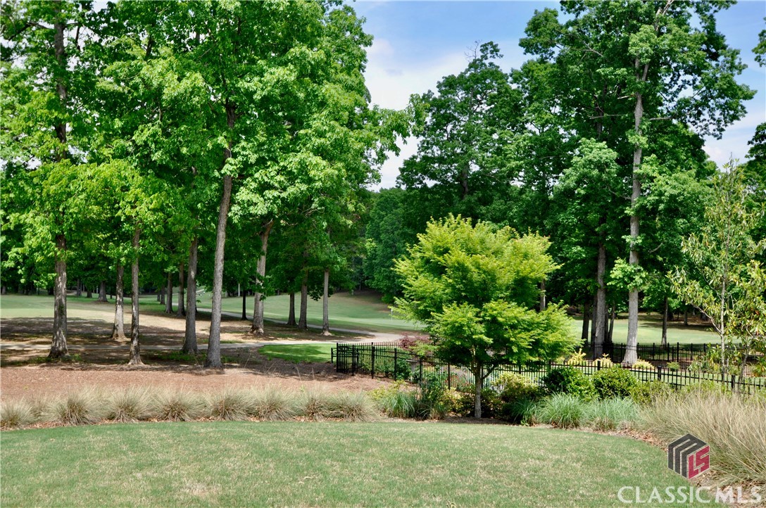 2810 Kestrel Drive