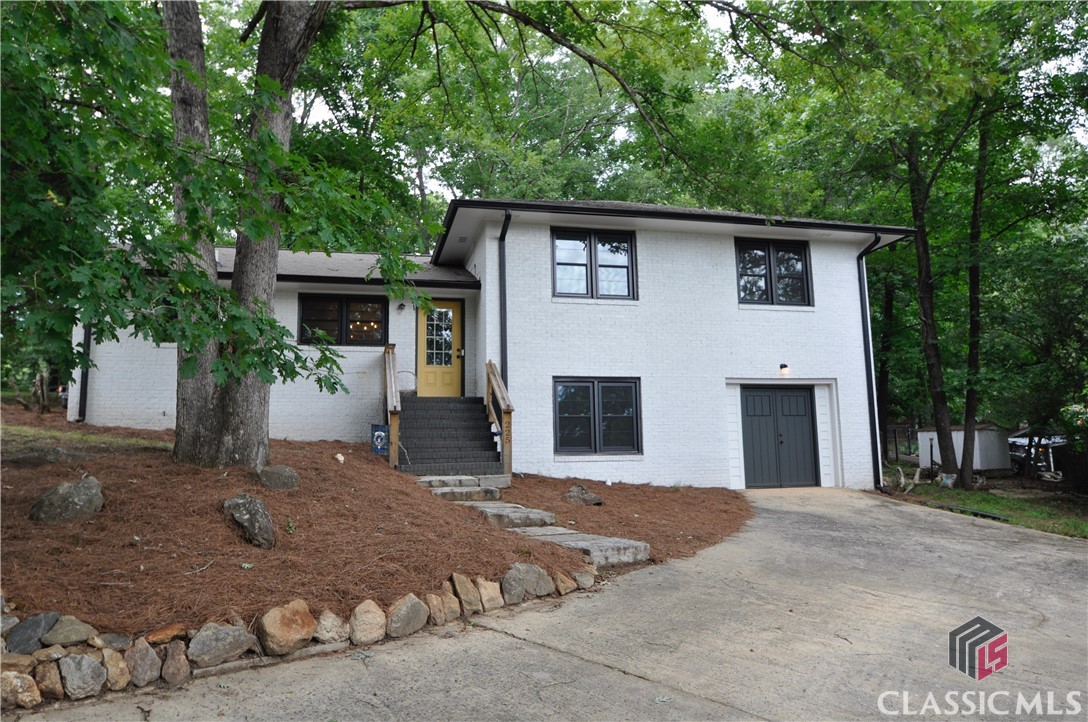 225 Sherwood Drive