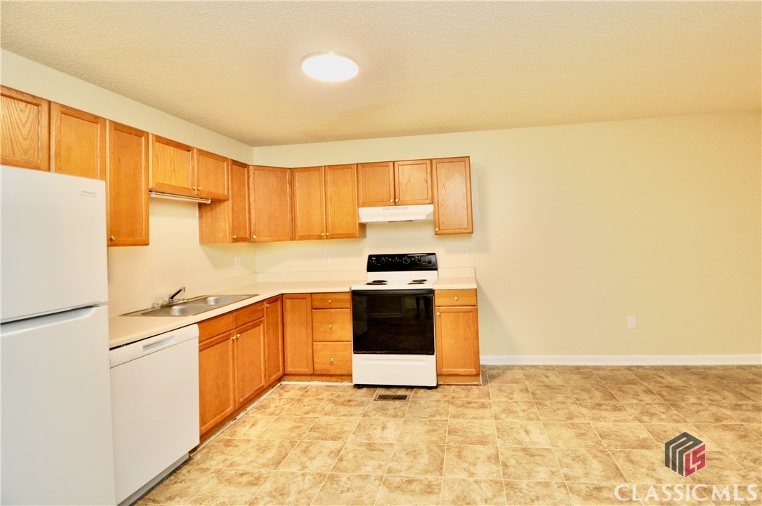 1824 Cedar Shoals Drive