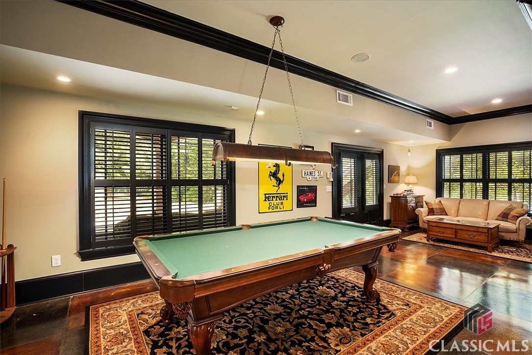 2481 Lakewood Manor Drive