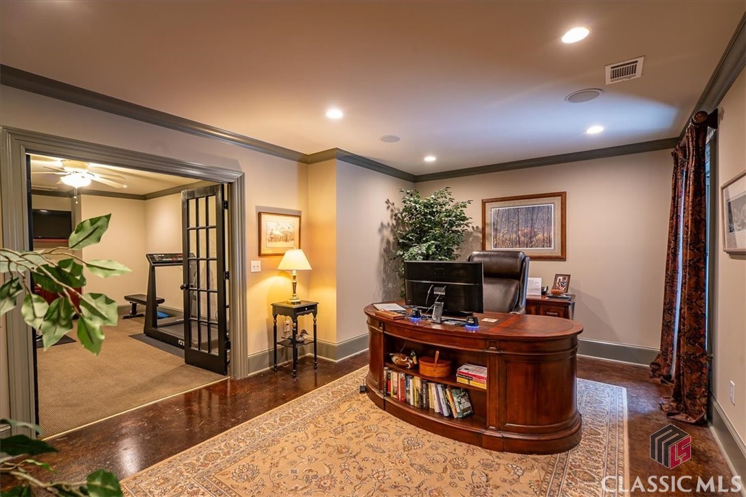 2481 Lakewood Manor Drive