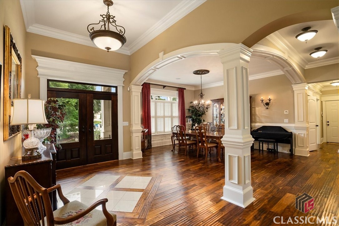 2481 Lakewood Manor Drive